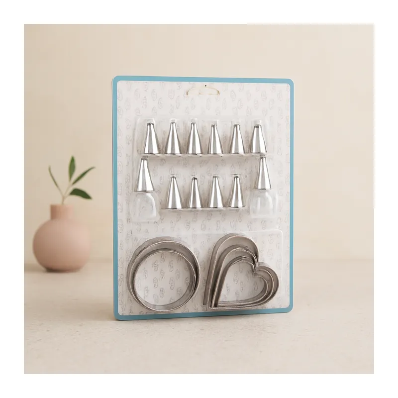 Metal Pasta Süsleme Uç ve Kurabiye Kalıbı Seti