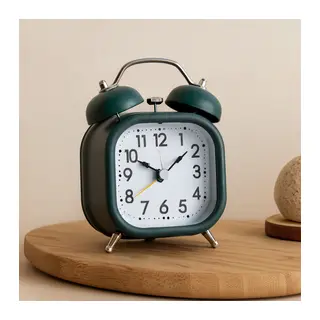 Çift Zilli Metal Kasalı Işıklı Pilli Masa Çalar Saat (8.8 cm)