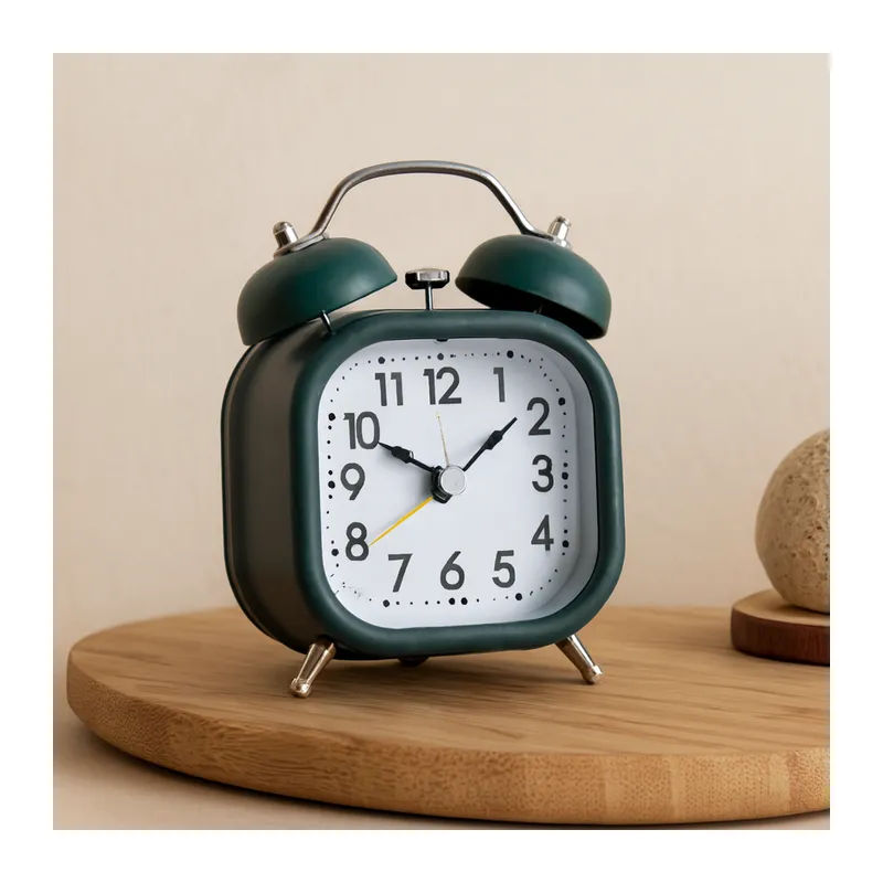 Çift Zilli Metal Kasalı Işıklı Pilli Masa Çalar Saat (8.8 cm)