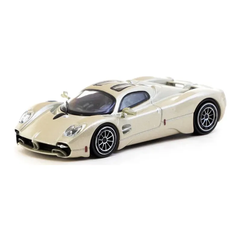1/64 Model Araç