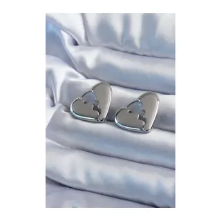 Gümüş Renk Kırık Kalp Model Pirinç Kadın Küpe