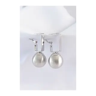 Pirinç Gümüş Renk Dikdörtgen Detay Oval Küpe