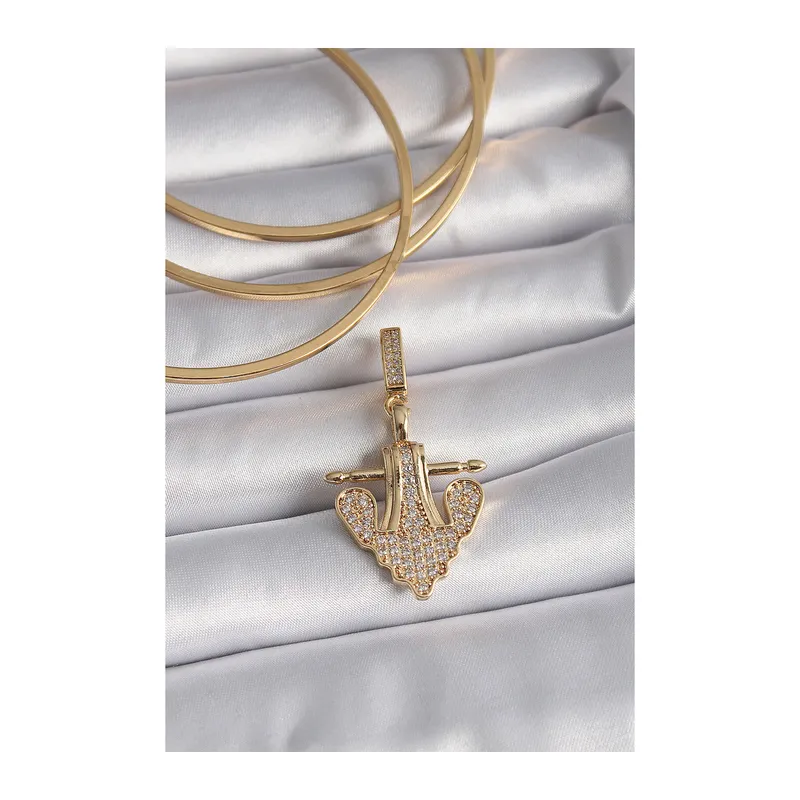 Pirinç Gold Renk Zirkon Taşlı Çapa Model Ajda Charm
