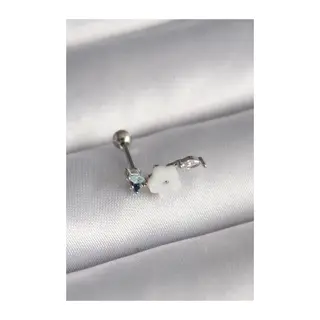 316L Çelik Gümüş Renk Zirkon Taş Detay Beyaz Çiçek Model Tragus Piercing