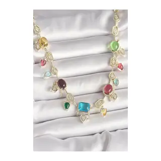 Pirinç Gold Renk Renli Zirkon Taşlı VIP Seri Kadın Kolye