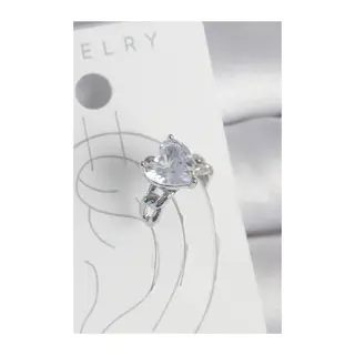Pirinç Gümüş Renk Zirkon Taşlı Kalp Model Kadın Kıkırdak Küpe