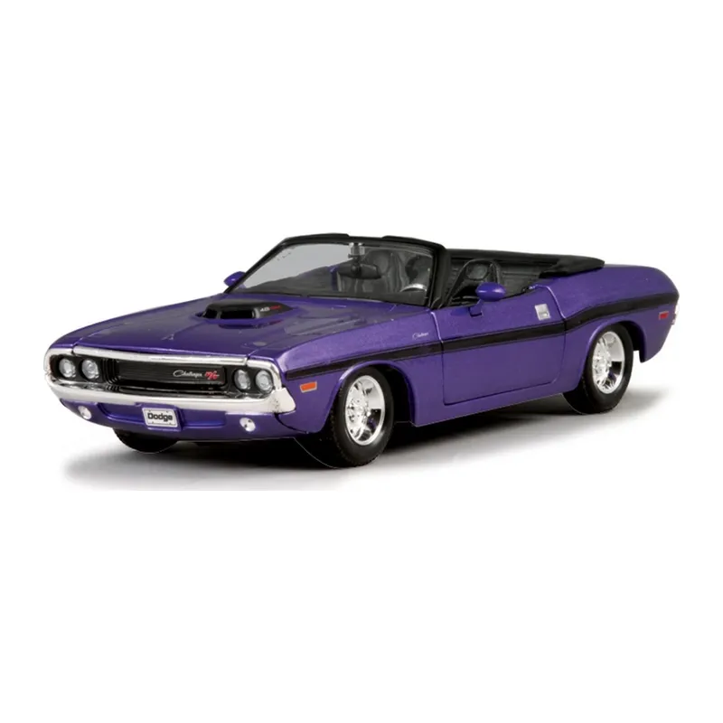 Maisto 1/24 1970 Dodge Challenger R/T Convertible