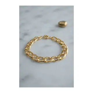 Pirinç Gold Renk Yıldız İşleme Zincirli Kadın Bileklik
