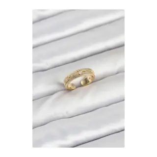 Pirinç Gold Renk Zirkon Taşlı Kutup Yıldızı Model Kadın Yüzük