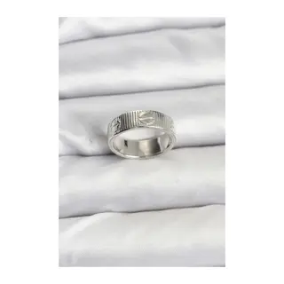 Gümüş Renk Model Kadın Yüzük