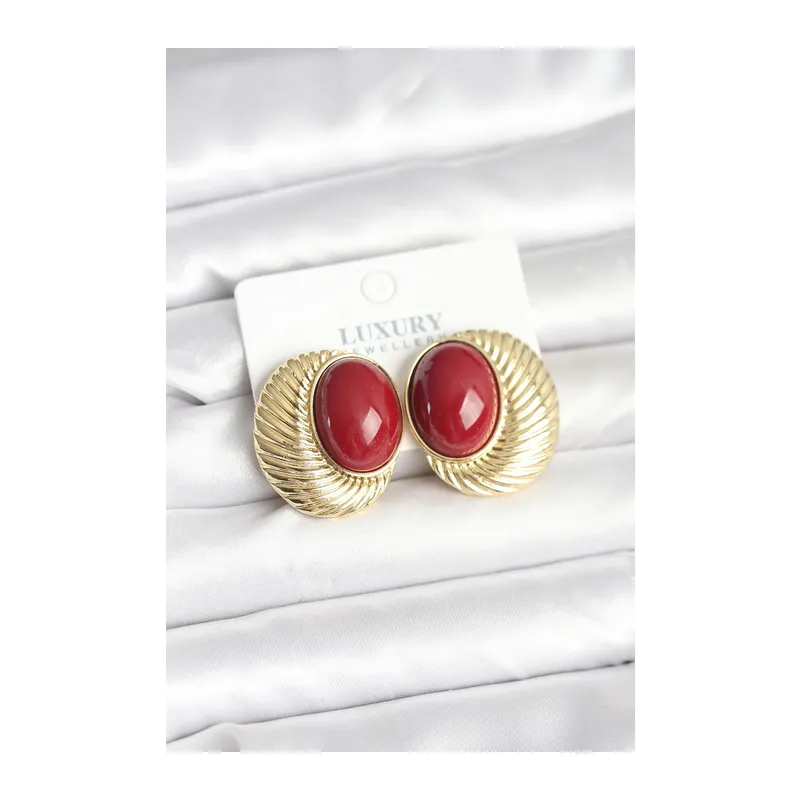 Pirinç Gold Renk Bordo Boncuklu Oval Vintage Kadın Küpe