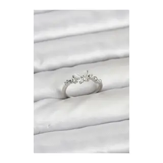 Kelebek Model Gümüş Renk Pirinç Kadın Yüzük
