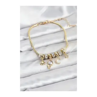 Pirinç Gold Renk Uzay Tema Charmlı Kadın Bileklik