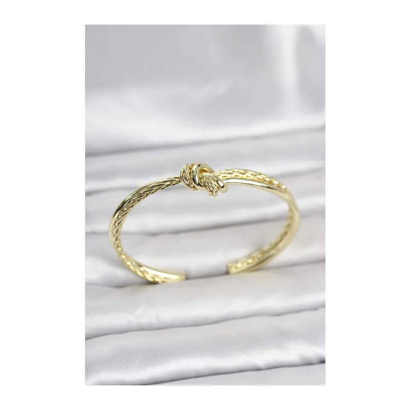 Gold Renk Düğüm Model Pirinç Kadın Bileklik