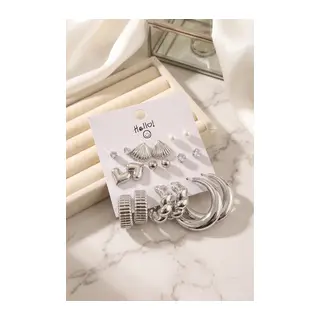 Gümüş Renk Metalik Kaplamalı Deniz Kabuğu Detaylı CCB 9 Çift Küpe Seti