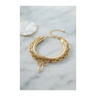 Pirinç Gold Renk Yılan Zincir Model Fiyonk Detaylı Kadın Bileklik Kombini