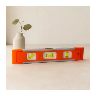9 inç (230 mm) Mıknatıslı Su Terazisi