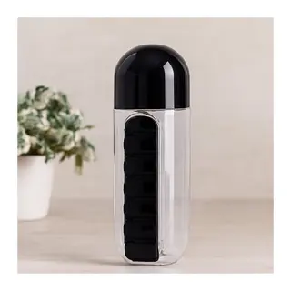 Kutusu ve 600ml Plastik Matara