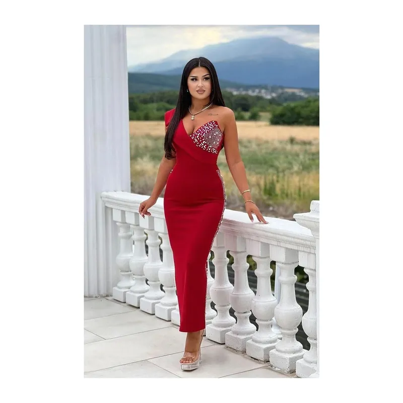 Tek Yırtmaçlı Elbise Omuz Abiye