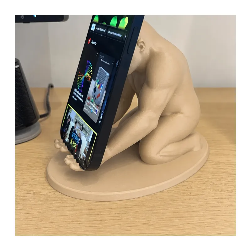 3D Baskı Goril Telefon Tutucu - Kaslı Goril Masaüstü Telefon Standı-Bej