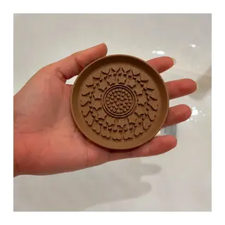 3D Baskı Makyaj Fırçası Temizleme Pedi - Desenli Aparat-Kahverengi