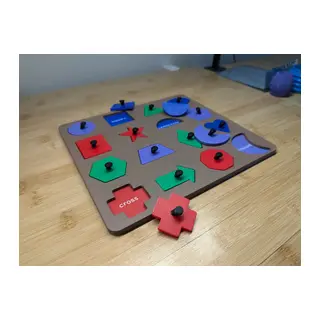 3D Baskı İngilizce Etiketli Şekil Tanıma Puzzle Tahtası - 16 Geometrik Şekil, Bilişsel Gelişim ve Kelime Öğrenme Seti
