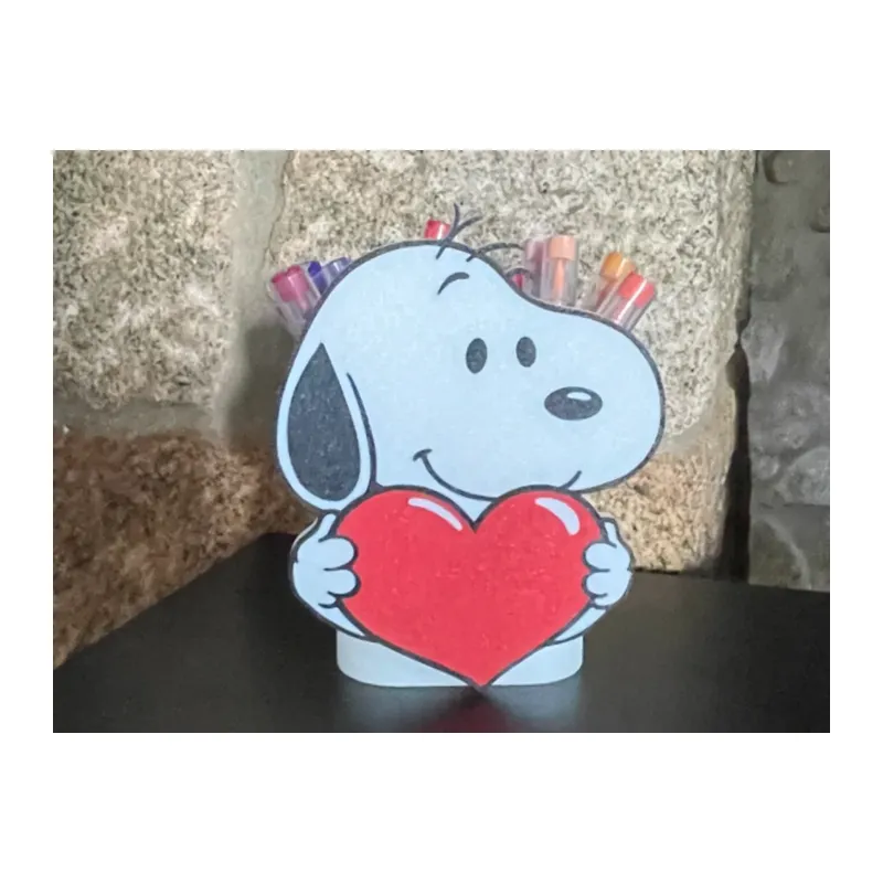 3D Baskı Kalp Tutan Sevimli Köpek Figürlü Kalemlik - Masaüstü Organizer