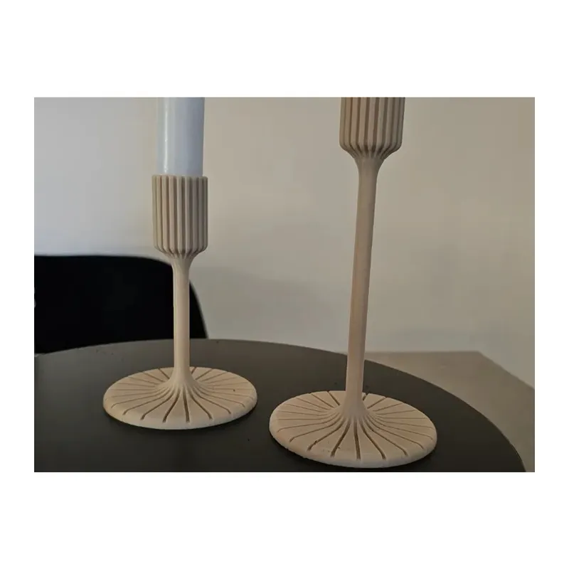 3D Baskı Modern Uzun Mum Tutucu Şamdan Çizgili Başlıklı Konik Mum Şamdanı 23 mm Bej