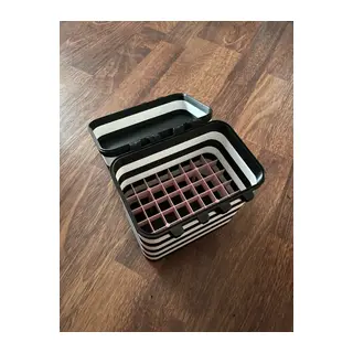 3D Baskı Çizgili Saklama Kutusu Kalem ve Marker Organizeri Kilitli Kapaklı Makyaj Masası Kutusu Siyah Beyaz
