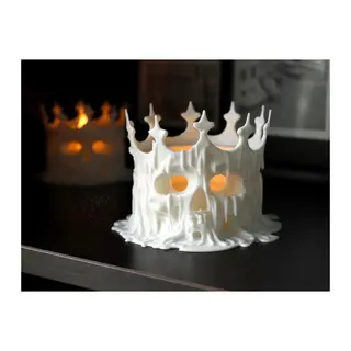 3D Baskı Erimiş Kafatası Tealight Mumluk Taçlı Kuru Kafa Dekoratif Mum Tutucu
