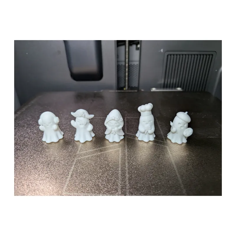 3D Baskı 5'li Sevimli Küçük Hayalet Figür Seti Cadılar Bayramı Masa Süsü