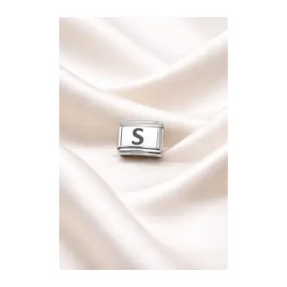 S Harfli Charm – Paslanmaz Çelik, Kişiye Özel Harfli Bileklik Aksesuarı