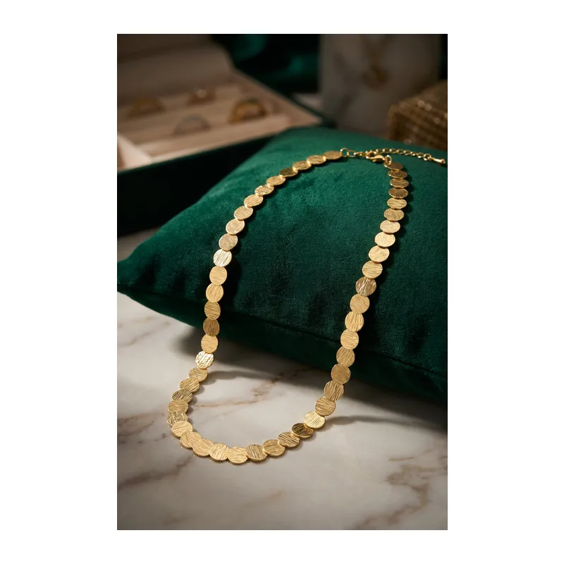 Plaka Model Gold Renk Pirinç Kadın Kolye