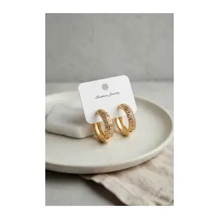 Gold Renk Zirkon Taşlı ve Geometrik Motifli Pirinç Halka Kadın Küpe