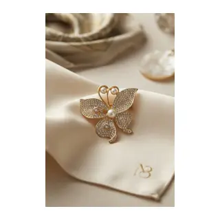 Zirkon Taşlı Gold Renk Kelebek Model Broş