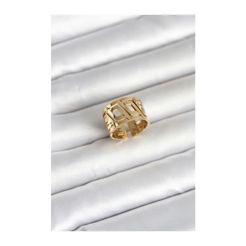 316L Çelik Gold Renk Geometrik Model Kadın Yüzük