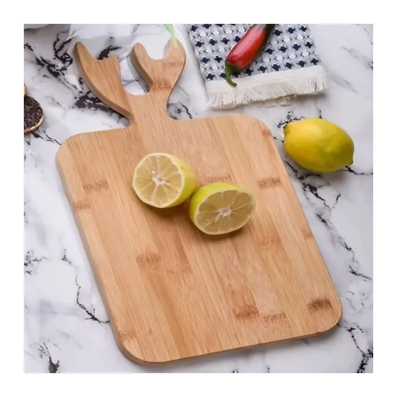 Geyik Boynuzlu Ahşap Kesim Panosu 37x18