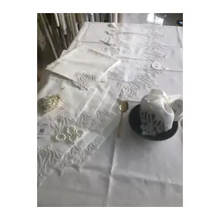 Sofra Takımı 155x220 cm Masa Seti Keten Dantelli Dekoratif Gülse Model Yemek Masası Örtüsü Krem