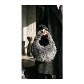 Gri Peluş Kadın El Çantası Yumuşak Tüylü Astarlı Mini Omuz Çantası