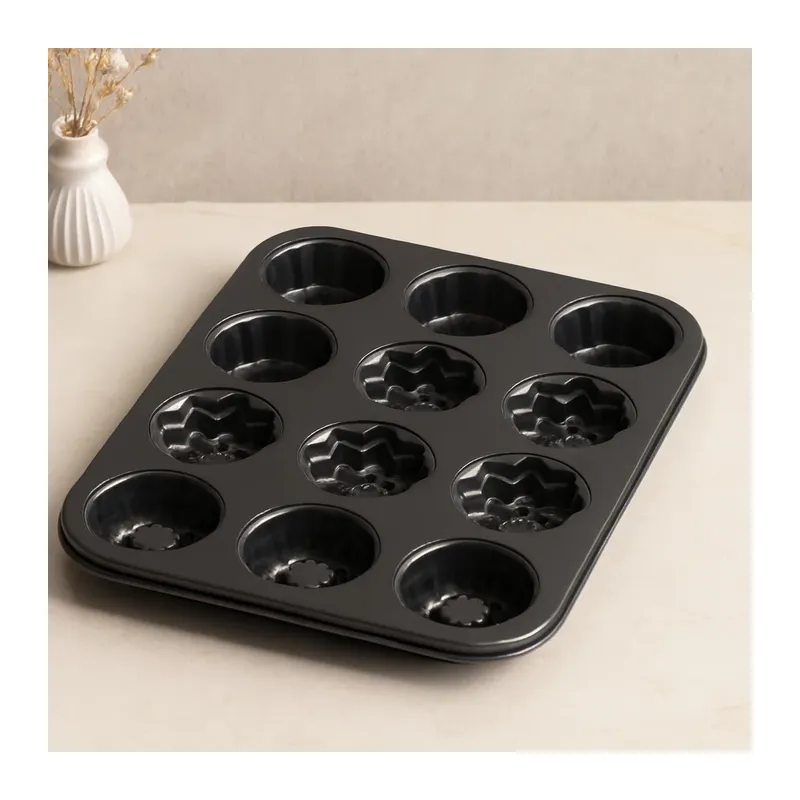 12 Gözlü Metal Muffin Kek Kalıbı - Siyah