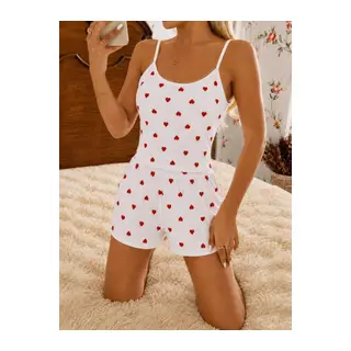 Kadın Beyaz Kalp Desenli Yumuşak Askılı Şortlu Pijama Takımı 5263
