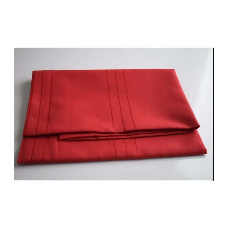 Colber Leke Tutmaz Tek Masa Örtüsü 160x260cm - Kırmızı