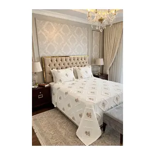 Çift Kişilik 3 Parça Şönil Ponpon Pike Takımı & Yatak Örtüsü Şönil Kumaş
