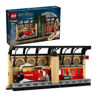 76450 Lego Harry Potter - lık Dekoru: Hogwarts Ekspresi 832 parça +10 yaş - 1 Adet