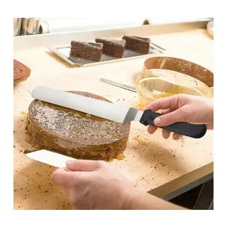 Eğik Pasta Sıvama Spatulası Metal 33 Cm