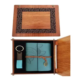 Ahşap Kutulu Mavi Deri Defter ve Anahtarlık Set