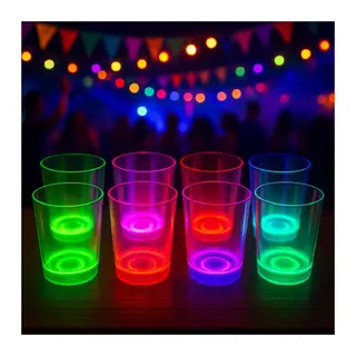 Karanlıkta Yanan Gece Işığı Mega Glow Bardaklar 8 Adet 8.5 x 10.5 cm