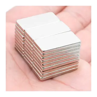 100 Adet 20x10x2 Mm Neodyum Mıknatıs Köşeli Magnet N35 Nikel Kaplama Güçlü Kaliteli Dayanıklı
