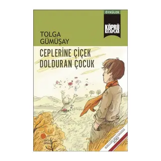Ceplerine Çiçek Dolduran Çocuk