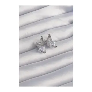 Pirinç Gümüş Renk İri Zirkon Taşlı Kıvrımlı Minimal Kelebekli Halka Küpe